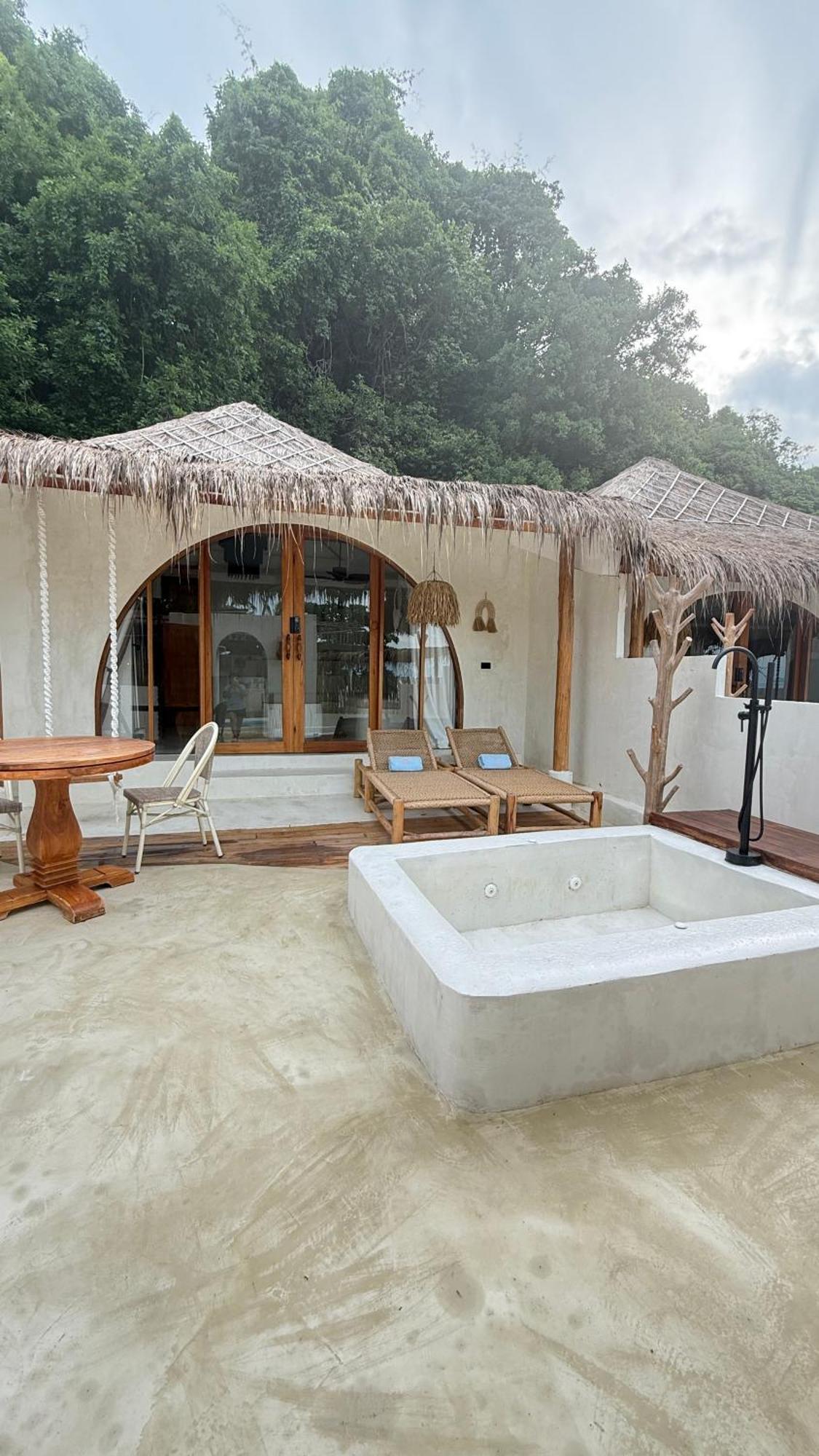 Hotel Cape Samui